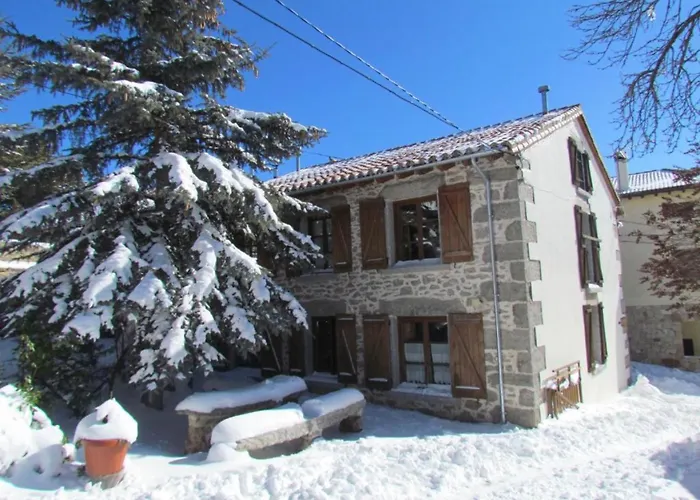 La Esperilla De Gredos 乡村民宿 纳瓦雷东达德格雷多斯